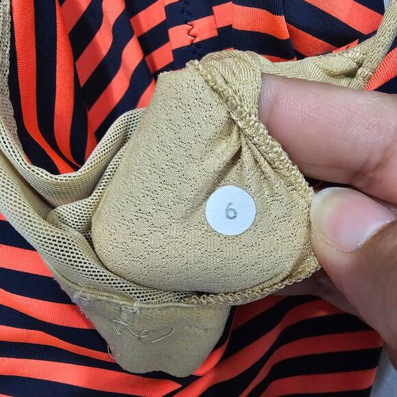 Lululemon Athletica Free To Be Classic Light Flare Inkwell Sea Stripe Tank Top 6 - Picture 4 of 9